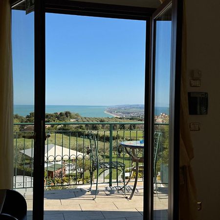 Hotel Le Cave سيرولو المظهر الخارجي الصورة